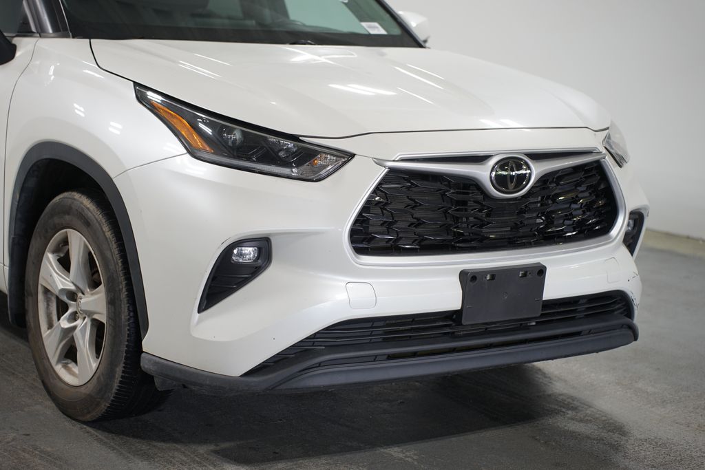 2021 Toyota Highlander LE 4