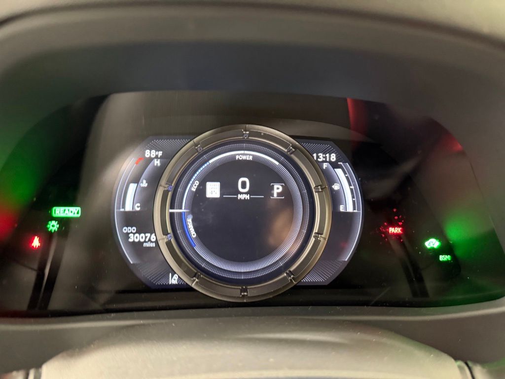 Thumbnail: 2021 Lexus UX - 23