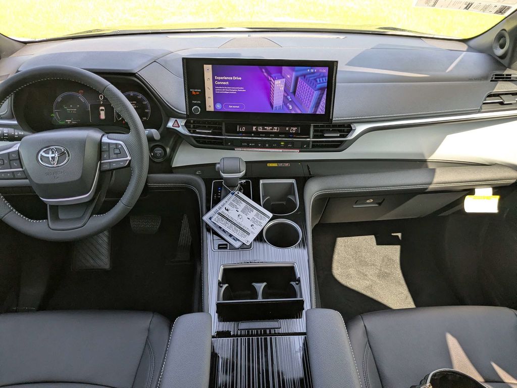 New 2026 Toyota Sienna Van