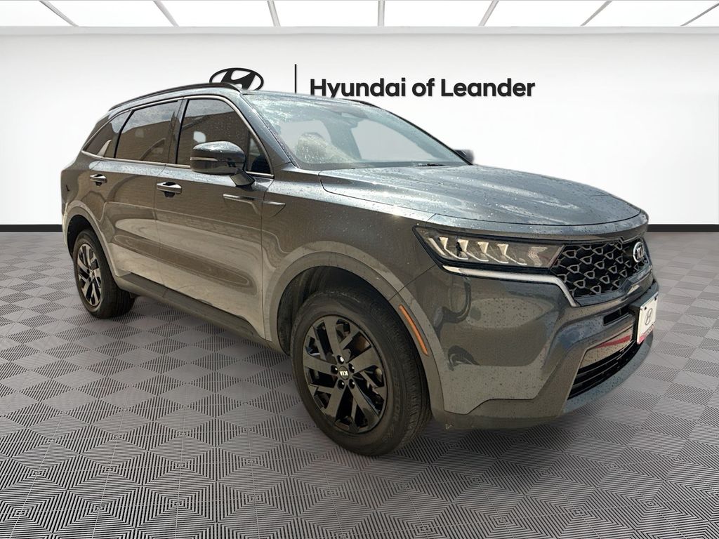 2021 Kia Sorento S 7