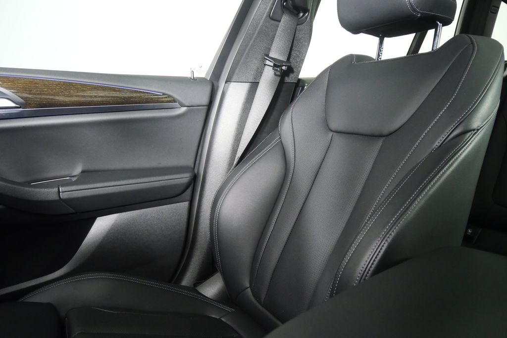 Thumbnail: 2022 BMW X3 - 22