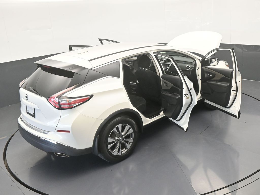 Used 2018 Pearl White Nissan S image 65