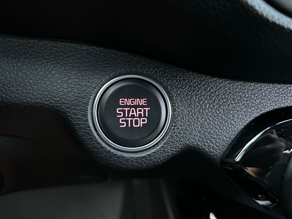 Thumbnail: 2024 Kia Forte - 28