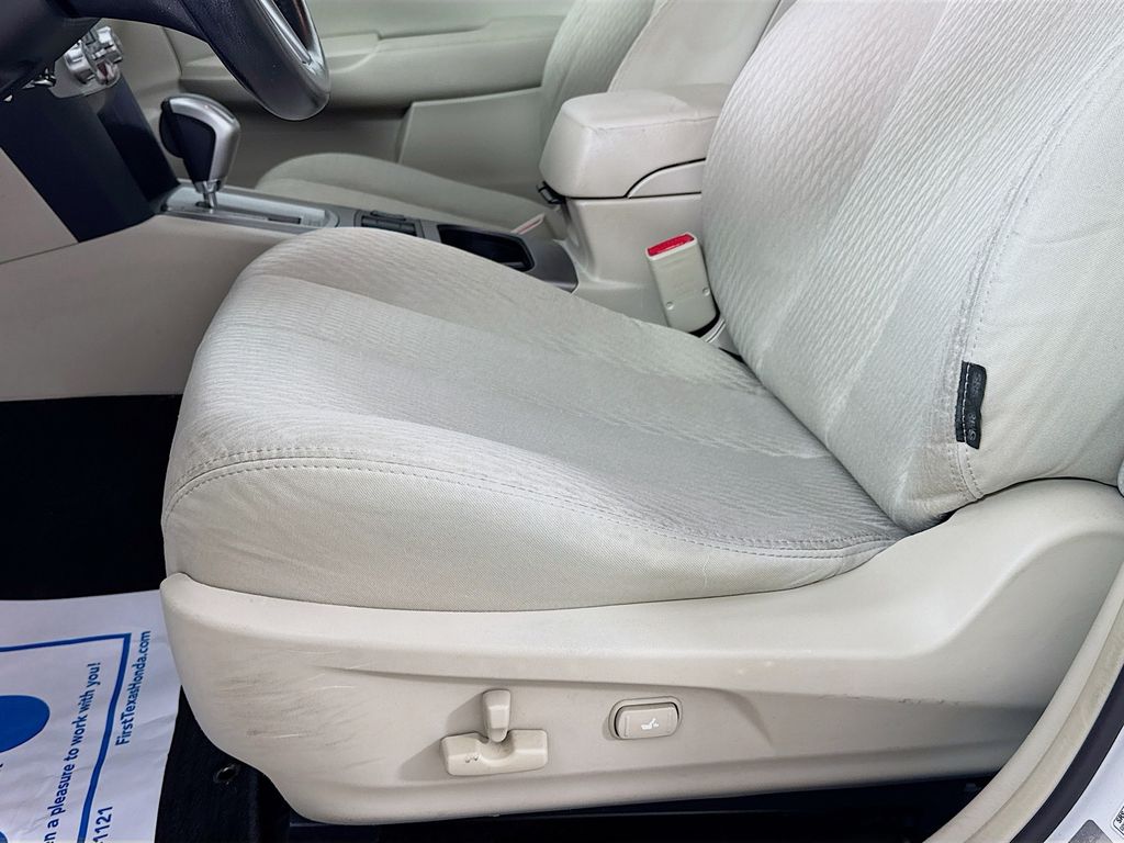 Used Car 2011 Subaru Legacy  2.5i For Sale Under $12,000 In Austin, Texas