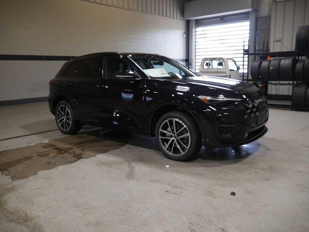 Thumbnail: 2026 Audi Q5 - 7