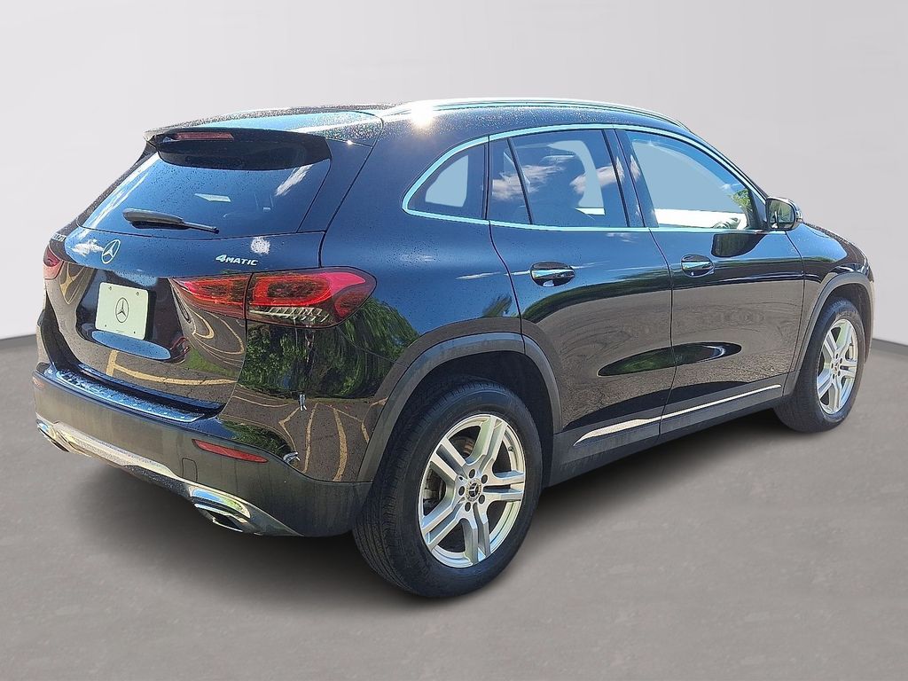 2021 Mercedes-Benz GLA 250 4MATIC 4