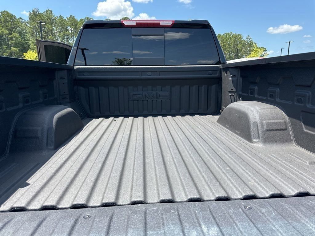 2025 Onyx Black GMC Sierra 1500 AT4 4X4 Truck