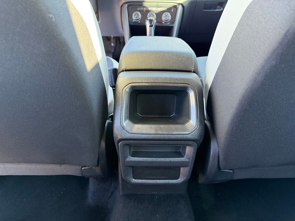 Thumbnail: 2025 Volkswagen Taos - 23