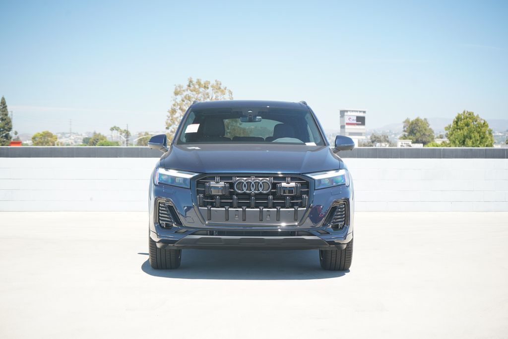 Thumbnail: 2026 Audi Q7 - 2