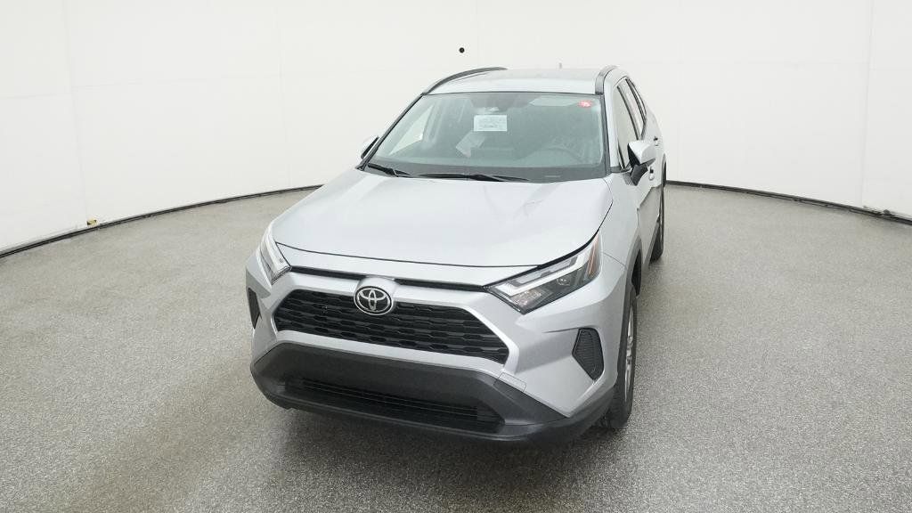 Thumbnail: 2025 Toyota RAV4 - 17