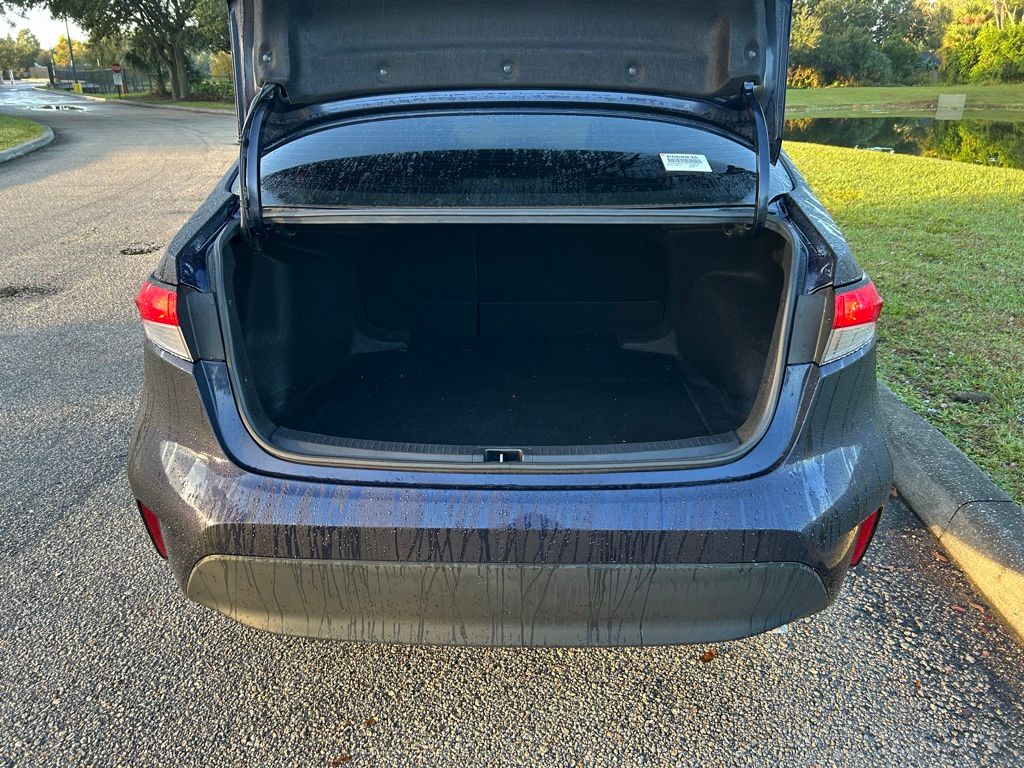 Thumbnail: 2023 Toyota Corolla - 10