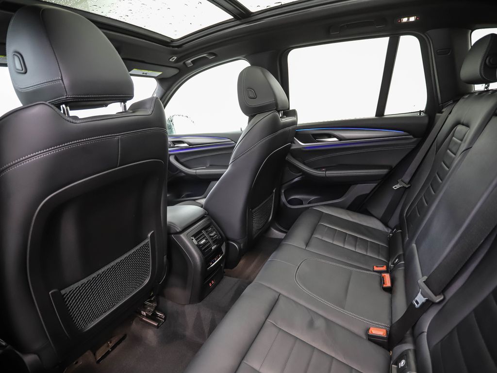 Thumbnail: 2022 BMW X3 - 21