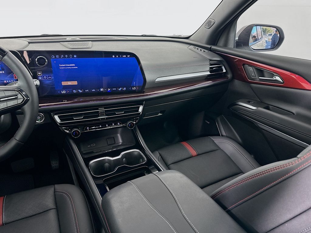 Thumbnail: 2024 Chevrolet Traverse - 24