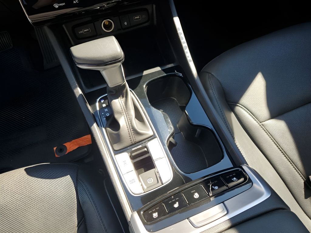 Used Car 2022 Hyundai Santa Cruz  Limited For Sale Under $30,000 In Austin, Texas