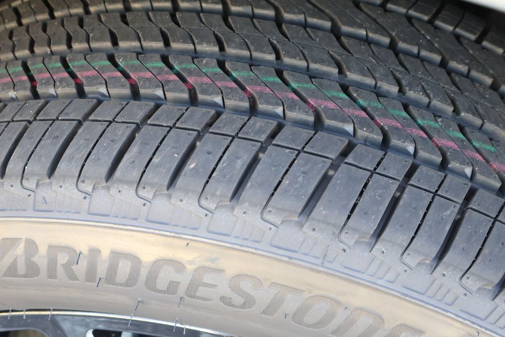 Thumbnail: 2025 Chevrolet Suburban - 12