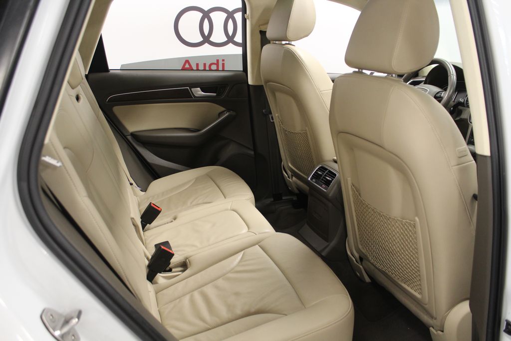 Thumbnail: 2017 Audi Q5 - 28