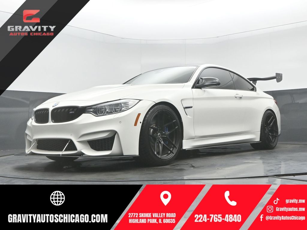 Alpine White 2015 BMW M4 Coupe Rear-Wheel Drive 6-Speed Manual