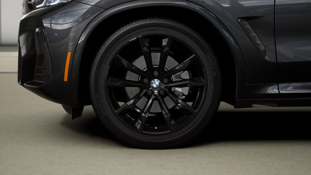 Thumbnail: 2025 BMW X4 - 7