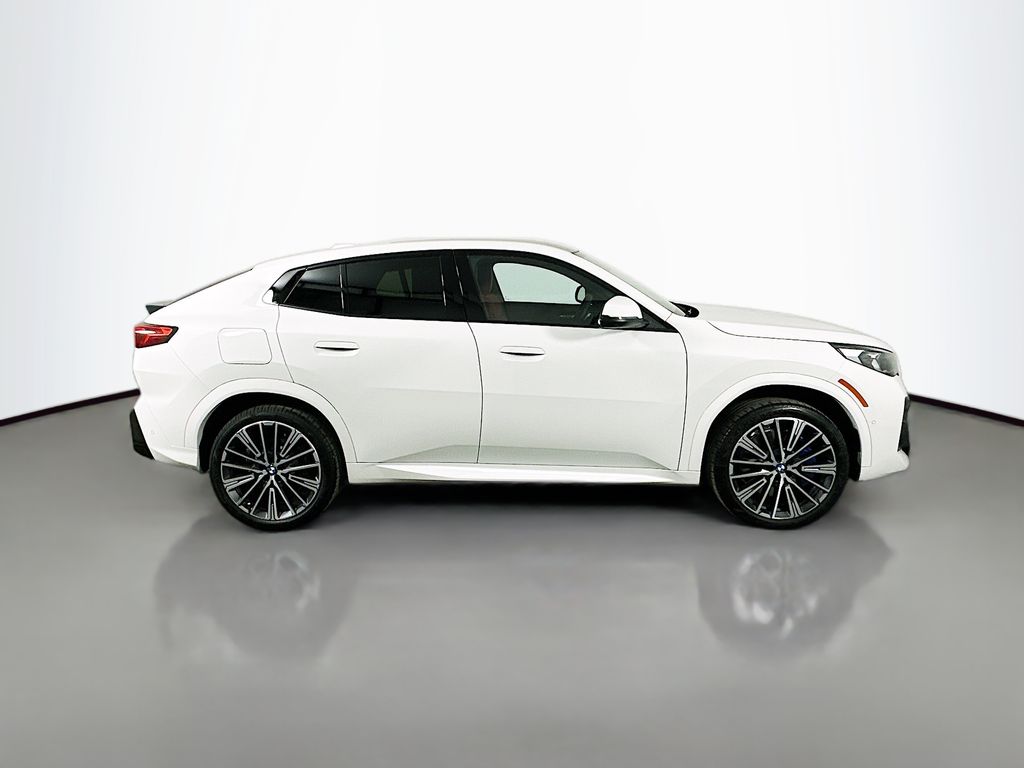 Thumbnail: 2026 BMW X2 - 4