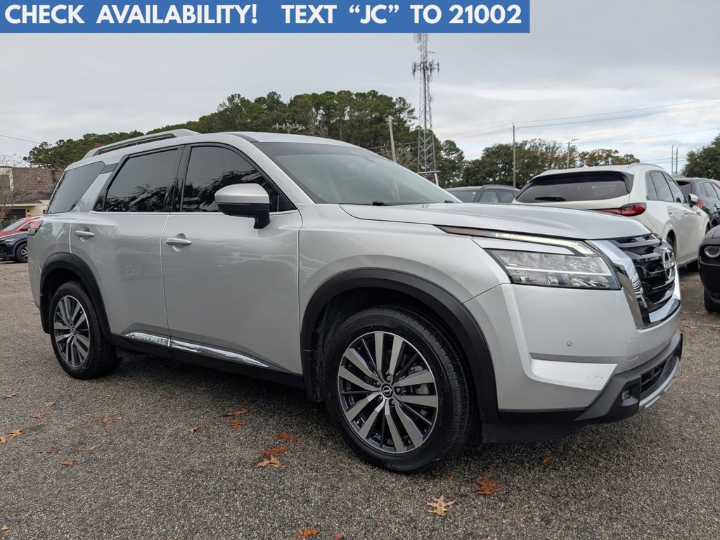 2022 Nissan Pathfinder Platinum 4WD