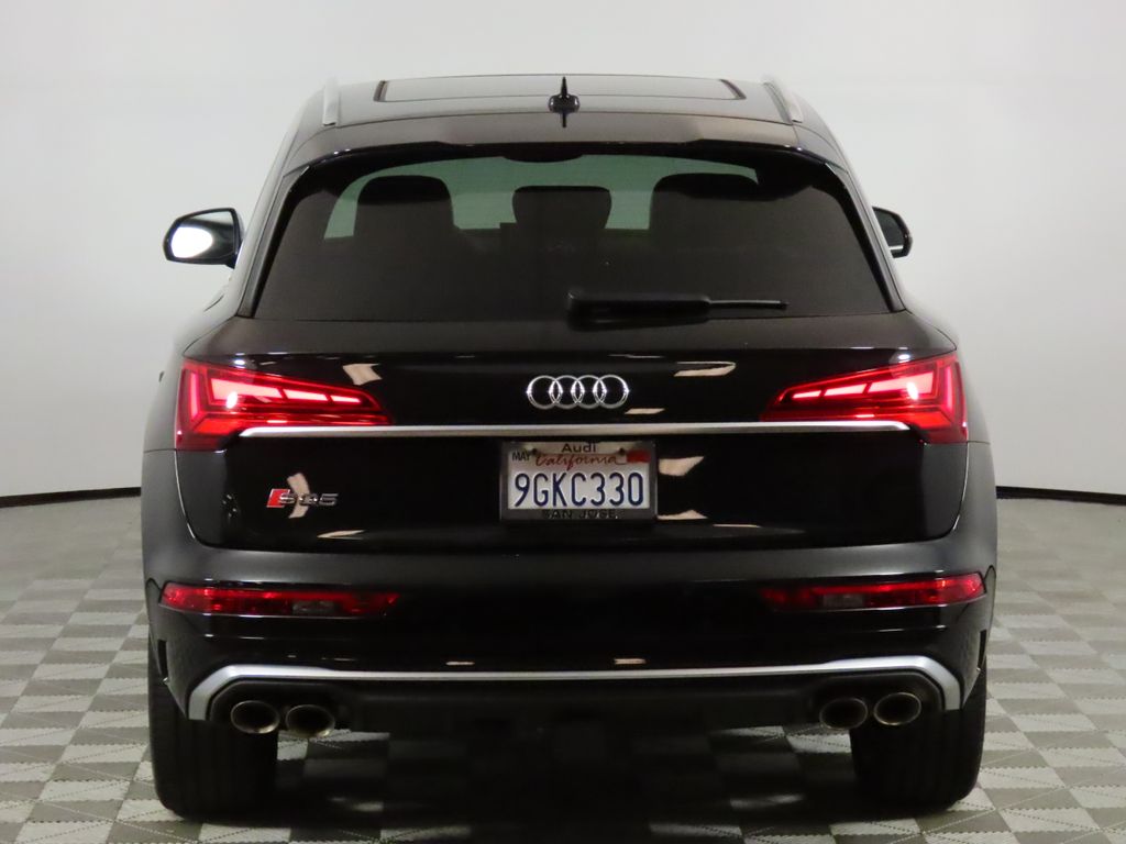 Thumbnail: 2023 Audi SQ5 - 4