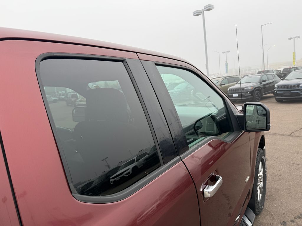 Used 2017 Brown Ford XLT image 15