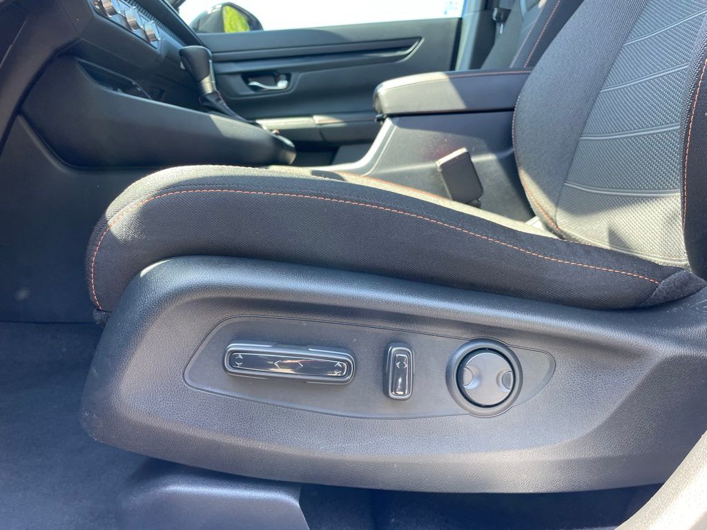Thumbnail: 2025 Honda CR-V - 25