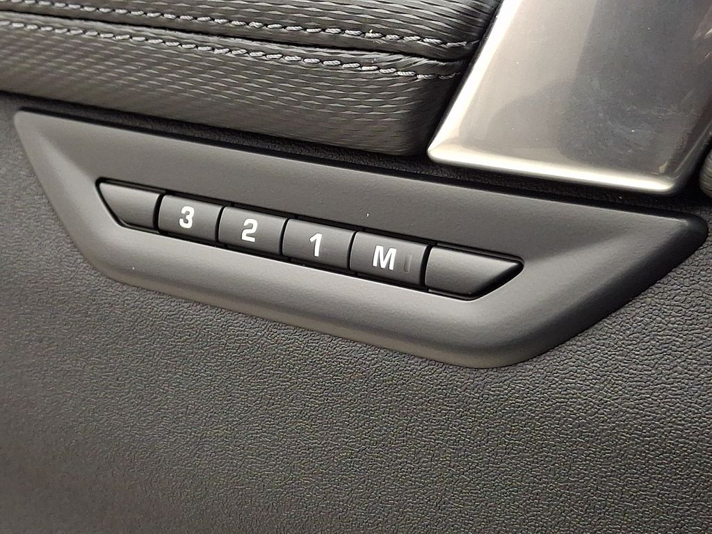 Thumbnail: 2026 Land Rover Discovery Sport - 20