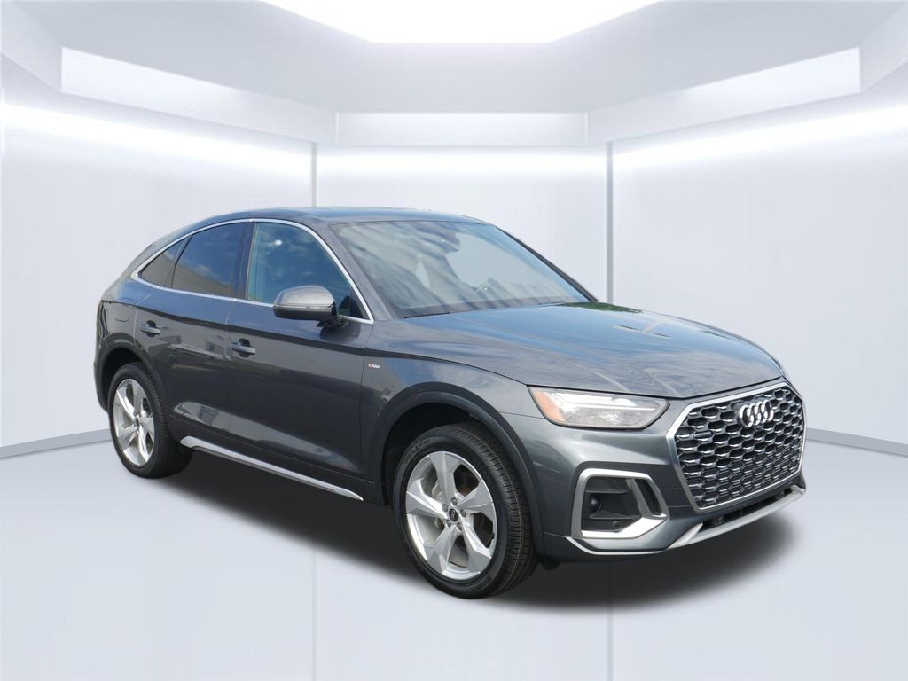 Thumbnail: 2023 Audi Q5 - 9