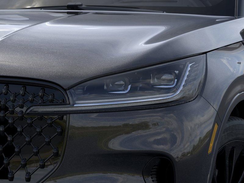 Thumbnail: 2025 Lincoln Aviator - 18