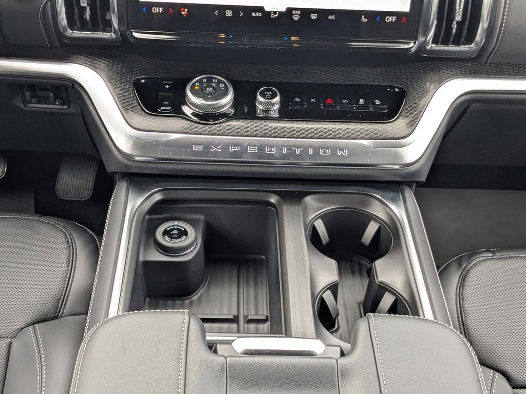 2026 Ford Expedition Max Platinum MAX