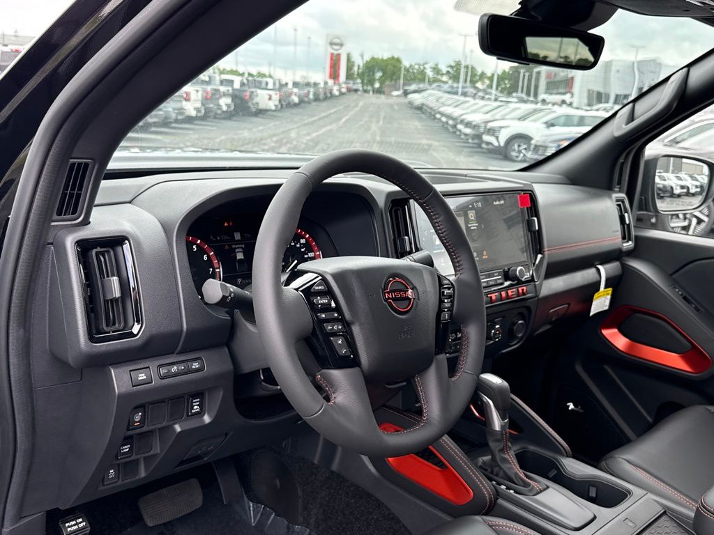 View vehicle photo 3