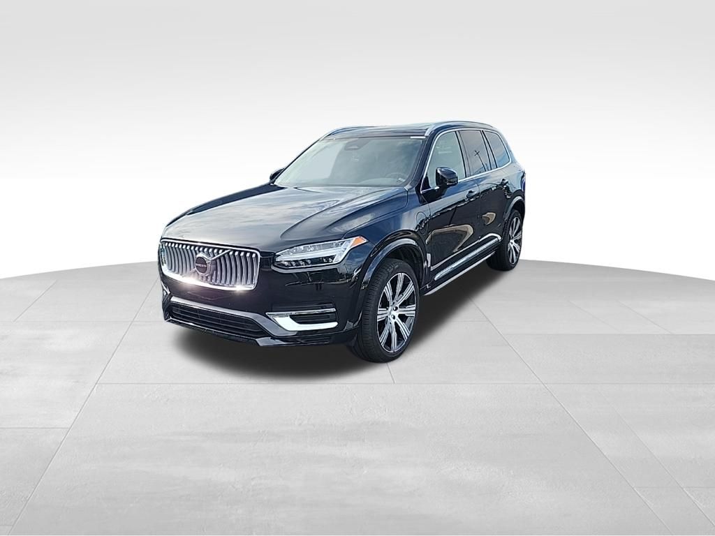 2024 Volvo XC90 Recharge Plug-In Hybrid T8 Core Bright Theme