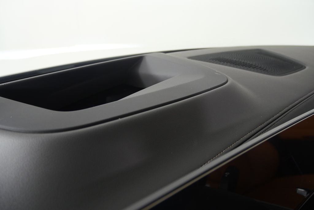 Thumbnail: 2026 BMW X5 - 19