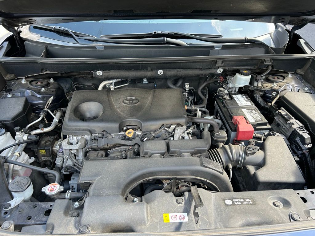 2021 Toyota RAV4 XLE Premium 11