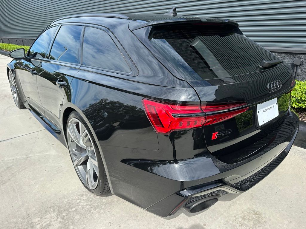 Thumbnail: 2021 Audi RS 6 - 3