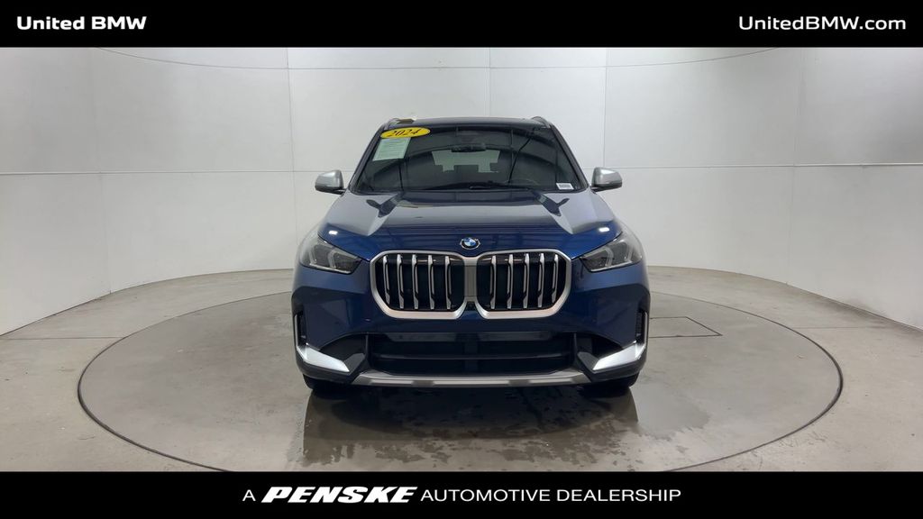 Thumbnail: 2024 BMW X1 - 3