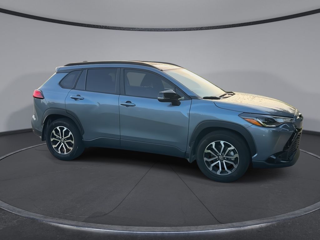 Thumbnail: 2025 Toyota Corolla Cross - 2