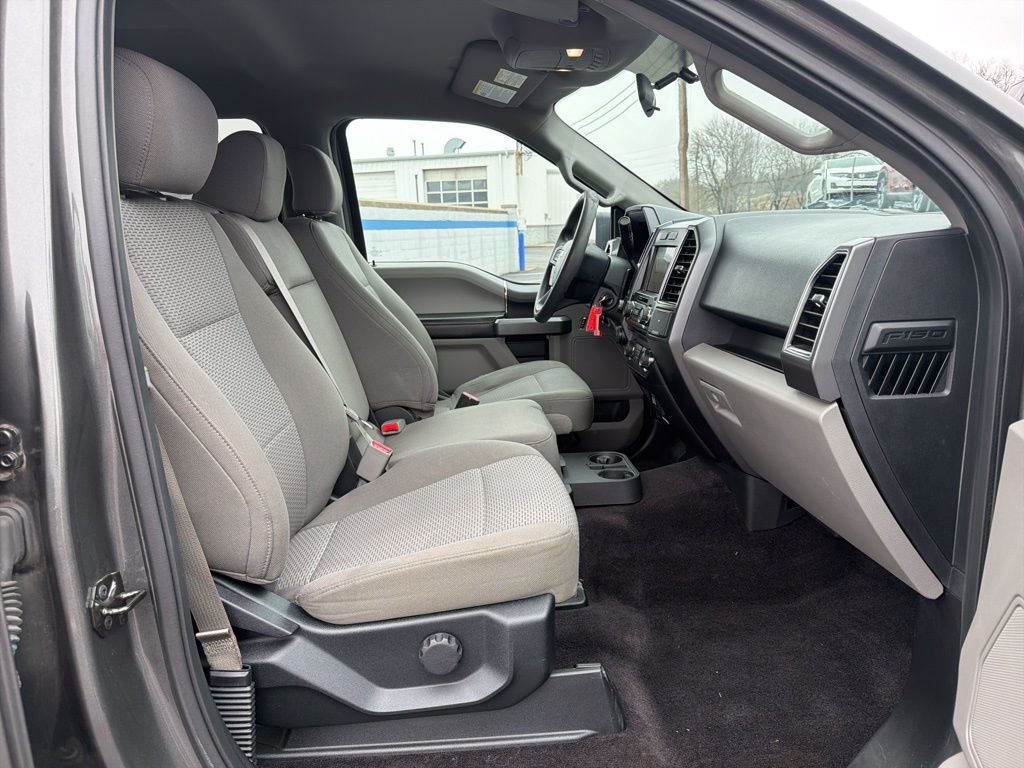 Thumbnail: 2017 Ford F-150 - 22