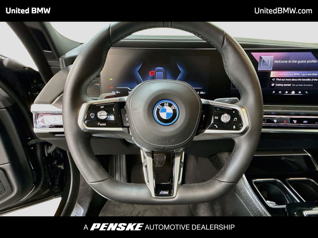 Thumbnail: 2025 BMW i7 - 13