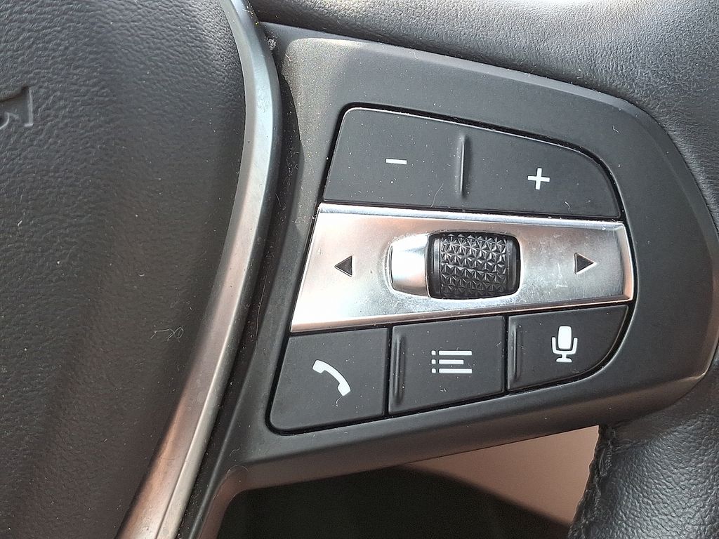 2022 BMW 3 Series 330i xDrive 23