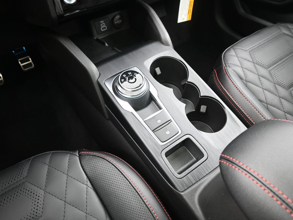 2024 Ford Escape ST-Line Elite