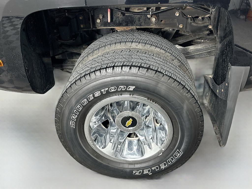 Thumbnail: 2019 Chevrolet Silverado 3500 - 30