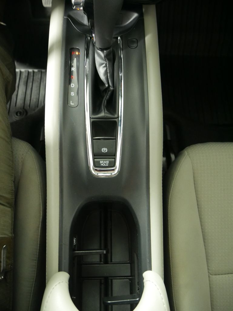 2022 Honda HR-V LX 26