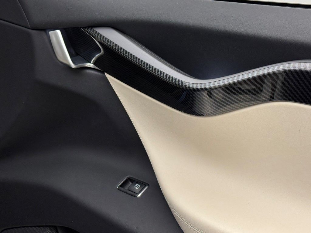 2020 Tesla Model X Long Range 21