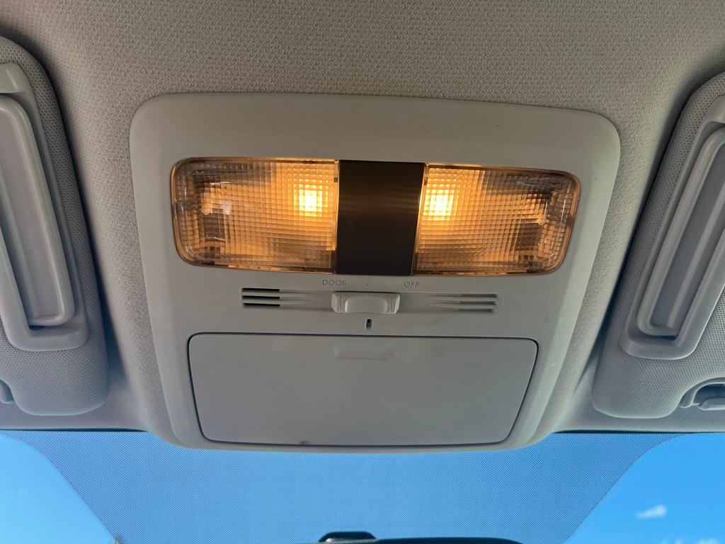 2018 Ice Silver Metallic Subaru Forester 2.5i AWD SUV