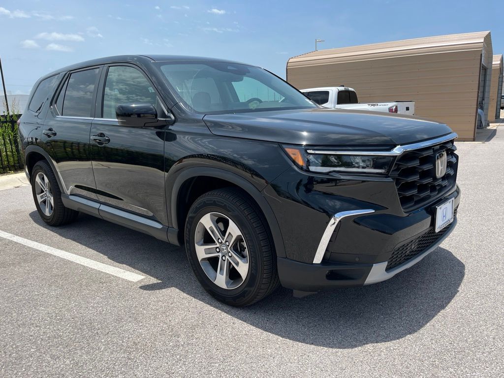 Thumbnail: 2024 Honda Pilot - 3