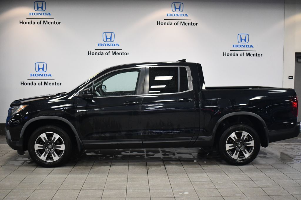 Thumbnail: 2017 Honda Ridgeline - 4
