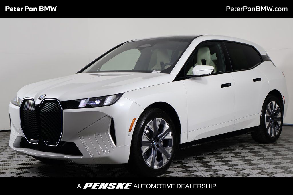 Mineral White Metallic 2026 BMW iX xDrive60 SUV / Crossover All-Wheel Drive 1-Speed Automatic