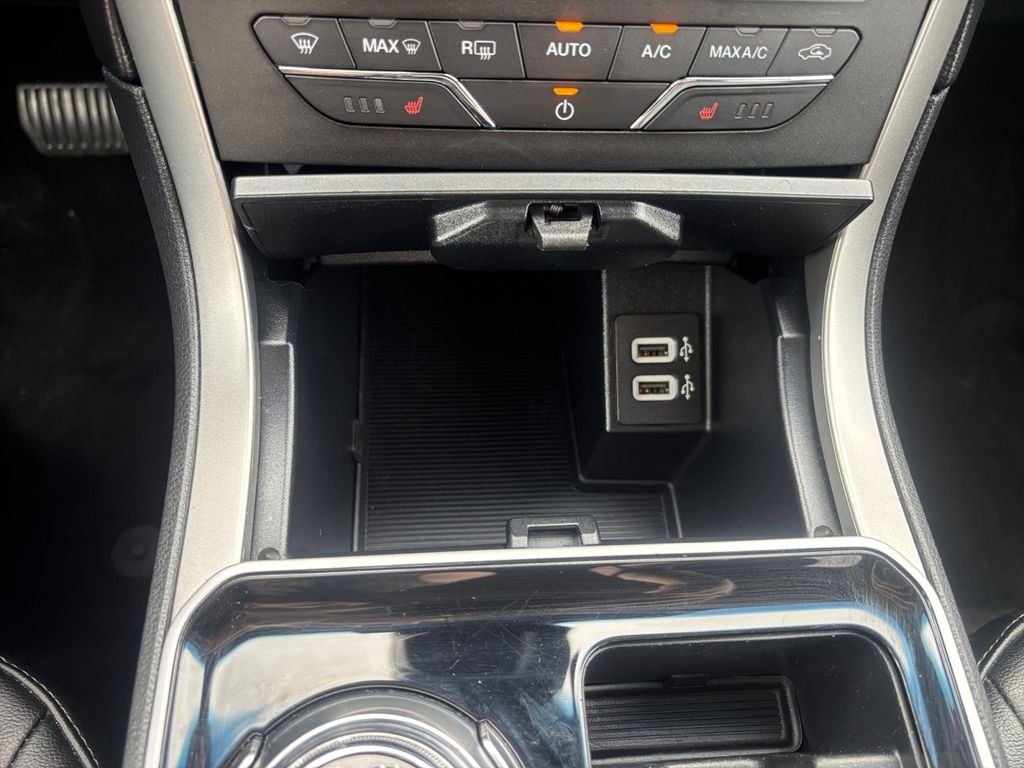 2020 Ford Edge SEL White at Bob Ruth Ford